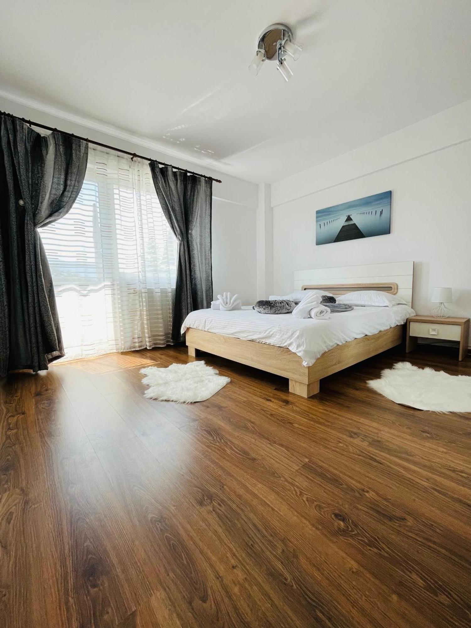 Green Apartaments Zărneşti Eksteriør bilde