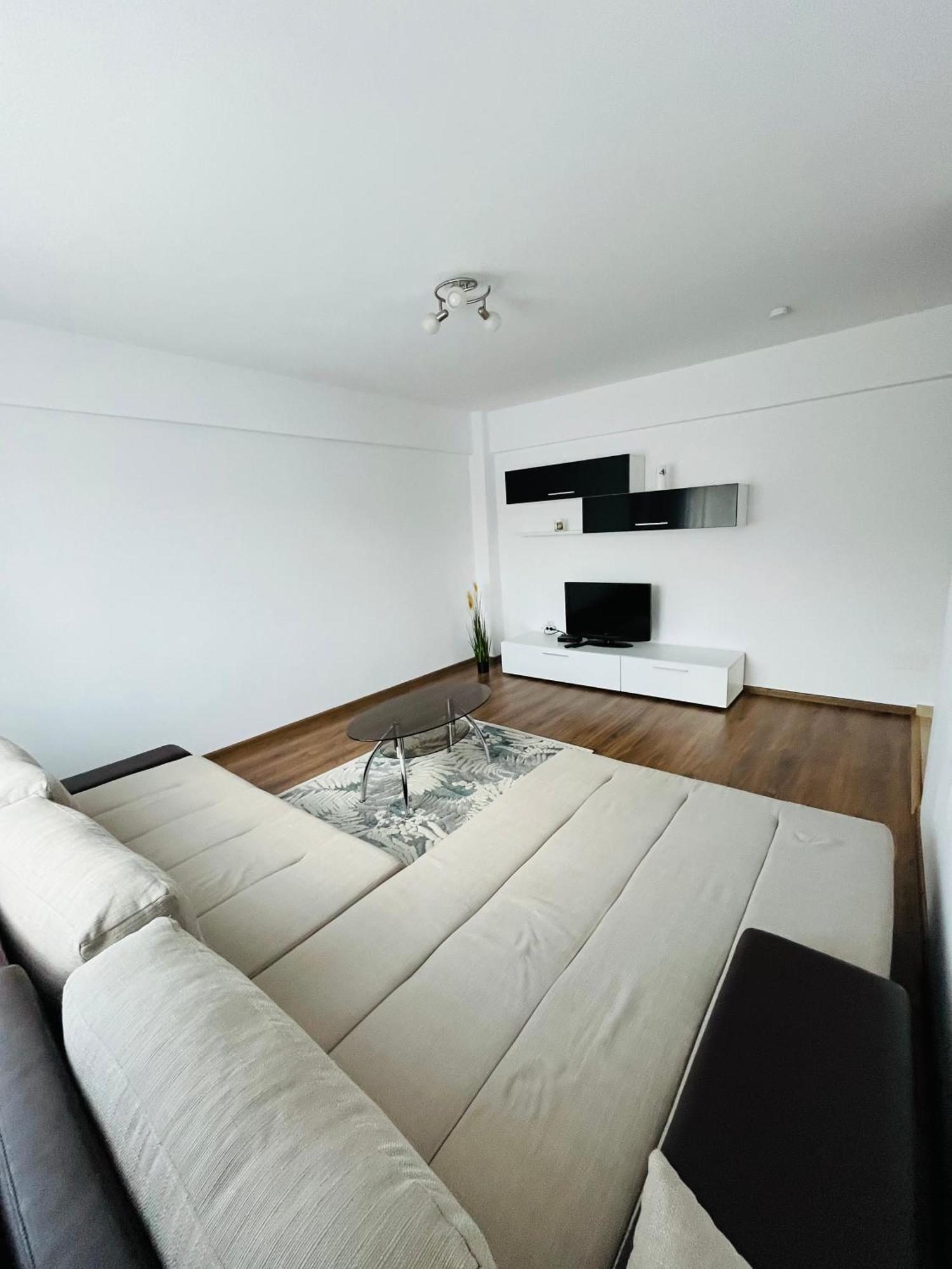 Green Apartaments Zărneşti Eksteriør bilde